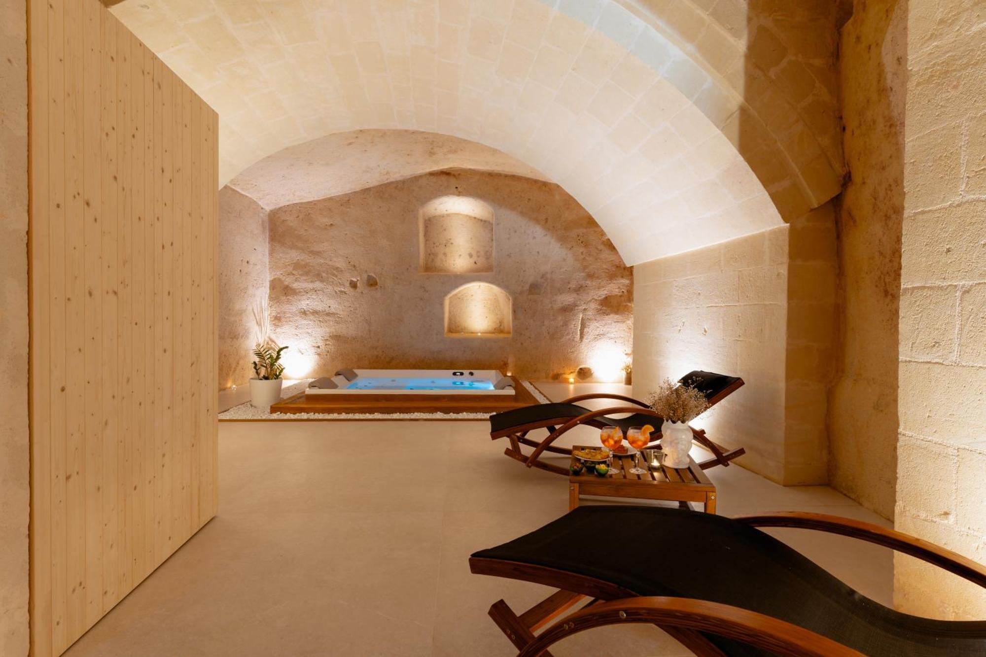Endea Suite Rooms & Lounge Spa 马泰拉 外观 照片