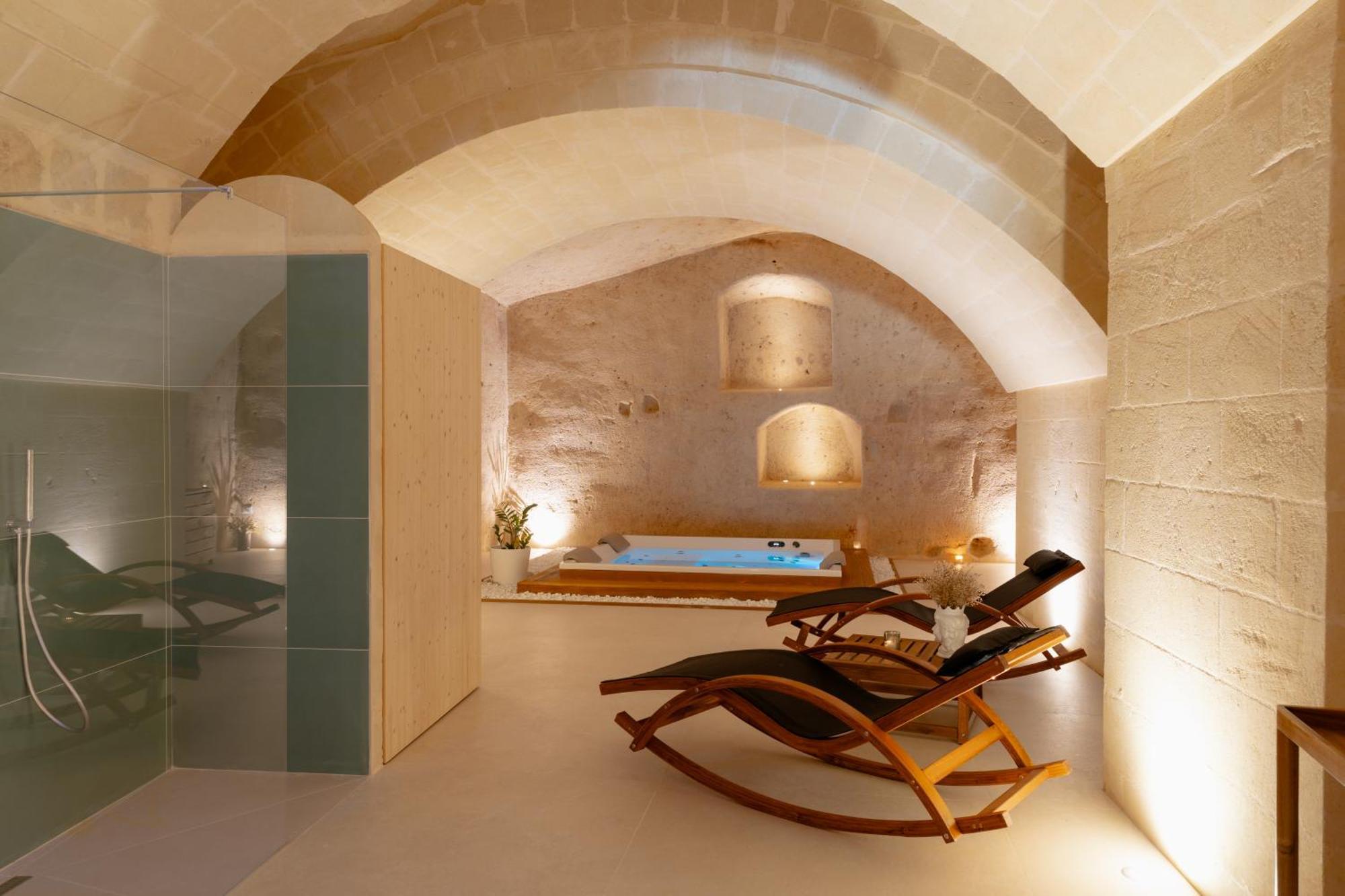 Endea Suite Rooms & Lounge Spa 马泰拉 外观 照片